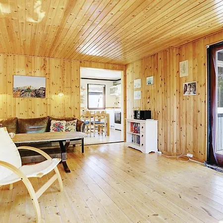 Three-bedroom Holiday In Vig